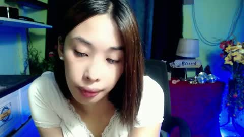 urcrushnextdoor_ online show from 12/23/24, 09:16