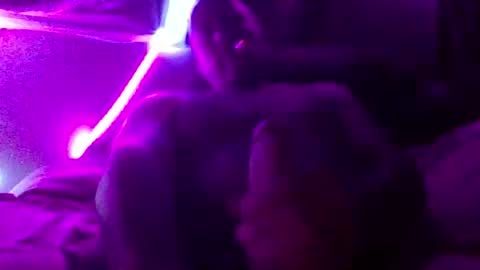 urdaddy875867 online show from 11/05/25, 05:51