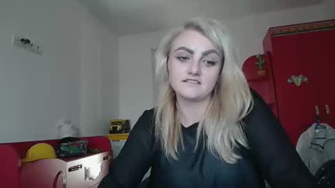 Snapshot of urdesiremuse chatting on 12/05/25, 10:02 urdesiremuse online show from 12/05/25, 10:02