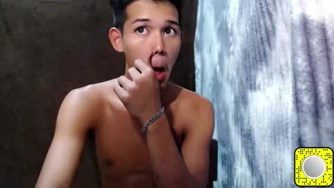 urdreamboy_clarin online show from 04/30/26, 04:52