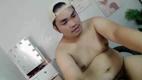 ure_fattytoy143 online show from 06/05/26, 06:52