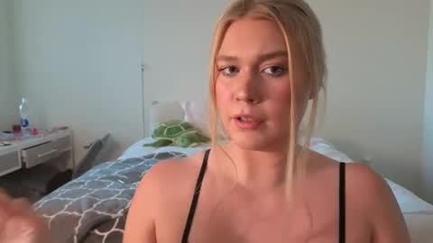 Maryia Kay online show from 02/16/25, 12:41