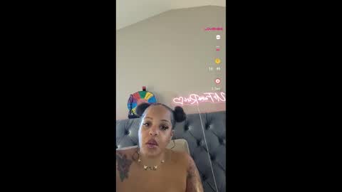 urfaveriri online show from 11/06/25, 01:12