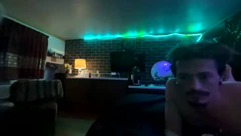 UrFavoriteDreamTeam online show from 03/11/26, 07:03