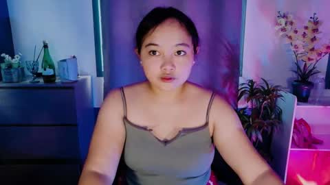 Scarlet online show from 04/06/26, 01:58