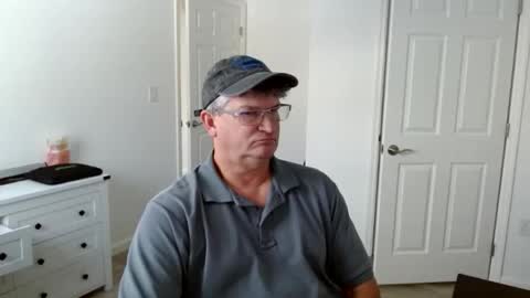 Snapshot of urfavteach50 chatting on 12/05/25, 06:48 Gregor online show from 12/05/25, 06:48