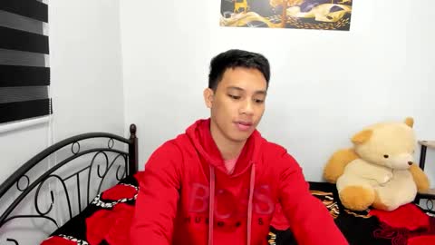 Snapshot of urfucker_vinz chatting on 04/16/26, 12:50 urfucker_vinz online show from 04/16/26, 12:50