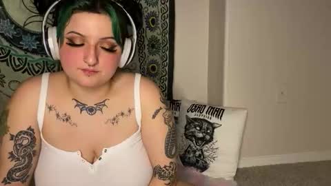 sativa raye online show from 11/28/25, 02:14