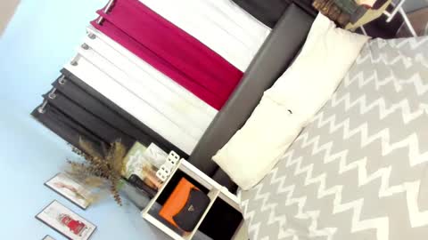 zoey noir online show from 02/02/25, 05:37