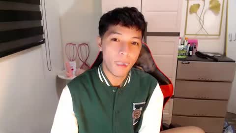 Ethan online show from 04/11/26, 03:05