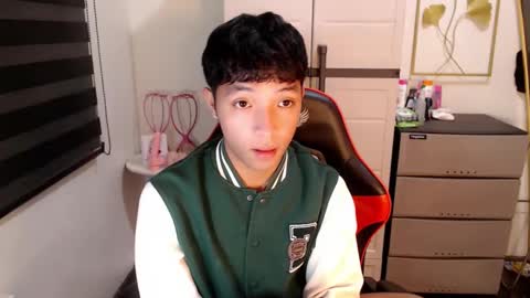 Ethan online show from 04/19/26, 04:06