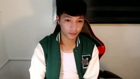 Snapshot of urhotethanxx chatting on 07/04/26, 05:41 Ethan online show from 07/04/26, 05:41
