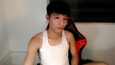 Snapshot of urhotethanxx chatting on 07/08/26, 01:43 Ethan online show from 07/08/26, 01:43