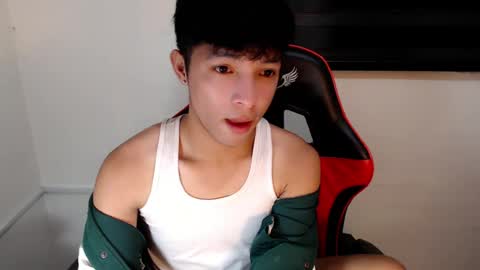Snapshot of urhotethanxx chatting on 07/09/26, 03:49 Ethan online show from 07/09/26, 03:49