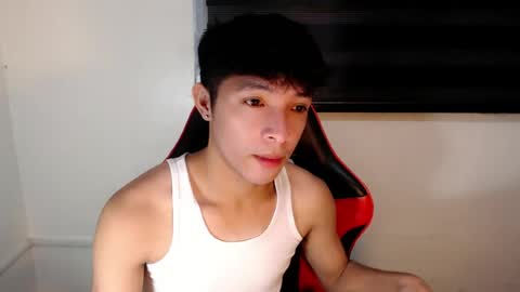 Snapshot of urhotethanxx chatting on 07/12/26, 05:48 Ethan online show from 07/12/26, 05:48