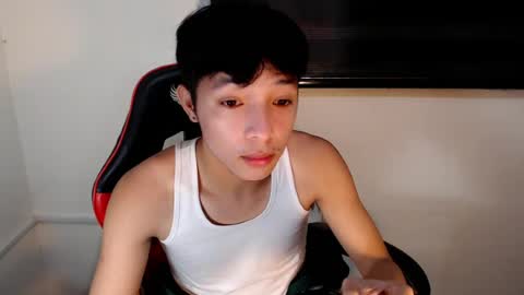Snapshot of urhotethanxx chatting on 07/18/26, 10:35 Ethan online show from 07/18/26, 10:35