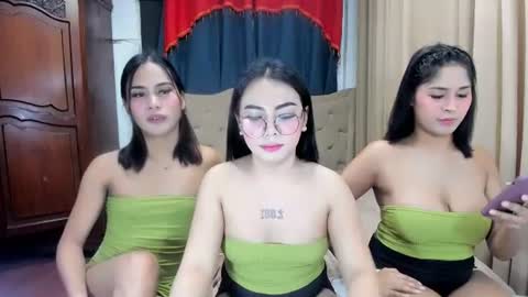 urhotgirl_sexyariela online show from 06/26/26, 08:57