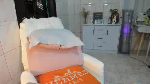 urhotmistress02 online show from 01/15/26, 01:54