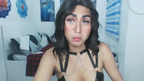 urhotsapphire online show from 04/13/26, 02:33