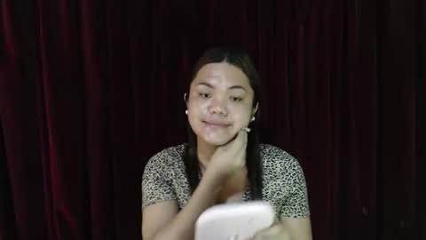 Snapshot of urhottie_bella chatting on 05/19/26, 12:16 urhottie_bella online show from 05/19/26, 12:16