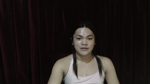 Snapshot of urhottie_bella chatting on 05/19/26, 01:56 urhottie_bella online show from 05/19/26, 01:56