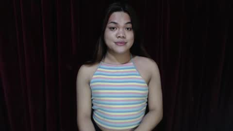 Snapshot of urhottie_bella chatting on 05/24/26, 05:07 urhottie_bella online show from 05/24/26, 05:07