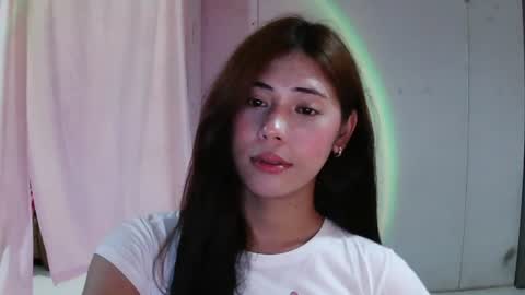 urhottie_nova online show from 06/24/26, 12:59