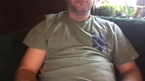 Snapshot of urhungdaddy8 chatting on 10/16/25, 08:48 Hung Daddy online show from 10/16/25, 08:48