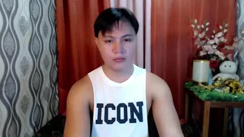 urhunky_ivan online show from 12/22/24, 04:06