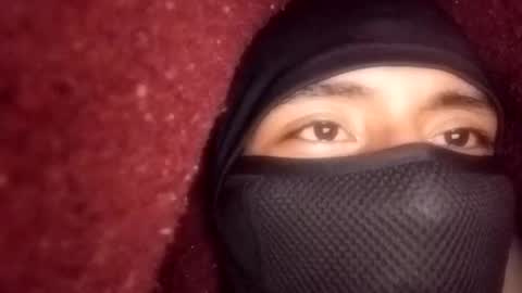 Uriel sgueme en ig  online show from 12/18/24, 04:53