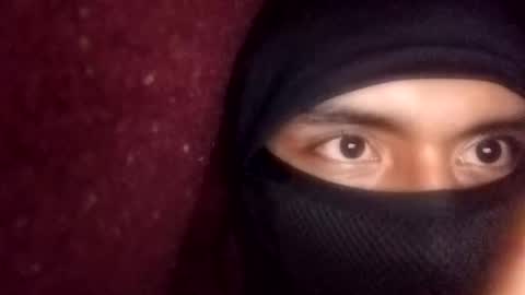 Uriel sgueme en ig  online show from 12/27/24, 07:40