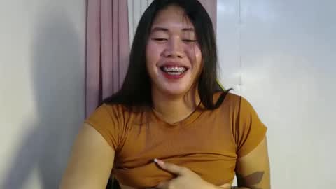 Sofie online show from 10/25/25, 07:08