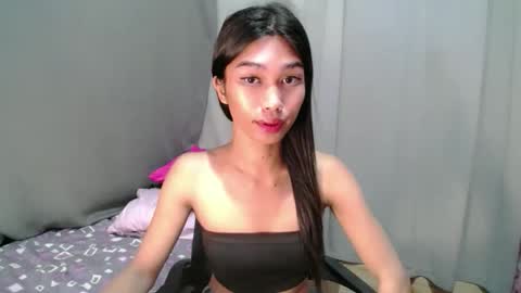 urloverjasmine_xx online show from 05/21/26, 01:12