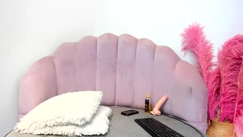 Love online show from 12/13/24, 06:53