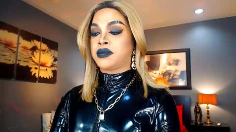 Snapshot of urmajestytyra chatting on 02/12/25, 07:23 UrMajestyTyra online show from 02/12/25, 07:23