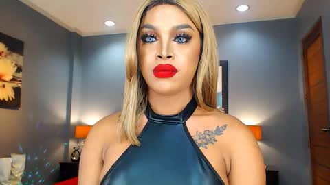 Snapshot of urmajestytyra chatting on 02/14/25, 06:12 UrMajestyTyra online show from 02/14/25, 06:12