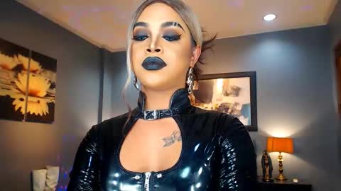 Snapshot of urmajestytyra chatting on 02/16/25, 03:26 UrMajestyTyra online show from 02/16/25, 03:26