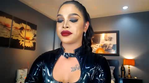 Snapshot of urmajestytyra chatting on 02/28/25, 05:37 UrMajestyTyra online show from 02/28/25, 05:37