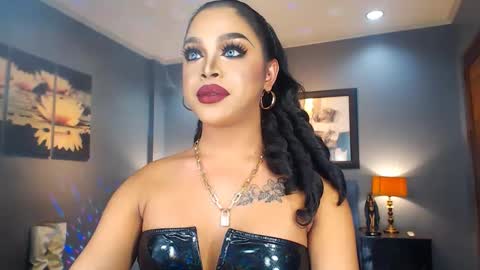 Snapshot of urmajestytyra chatting on 03/01/25, 12:28 UrMajestyTyra online show from 03/01/25, 12:28