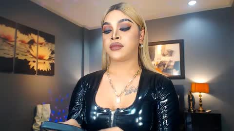 Snapshot of urmajestytyra chatting on 03/09/25, 11:56 UrMajestyTyra online show from 03/09/25, 11:56