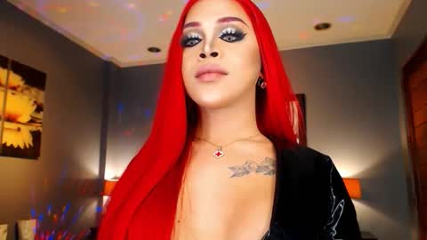 Snapshot of urmajestytyra chatting on 10/22/25, 02:34 UrMajestyTyra online show from 10/22/25, 02:34