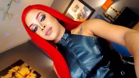 Snapshot of urmajestytyra chatting on 10/23/25, 01:16 UrMajestyTyra online show from 10/23/25, 01:16