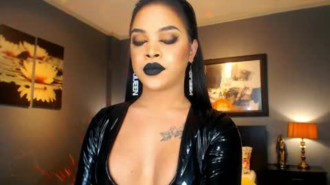 UrMajestyTyra online show from 04/08/26, 01:38