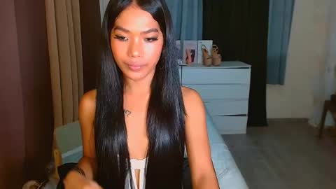 ur fave sanya online show from 03/17/26, 11:57