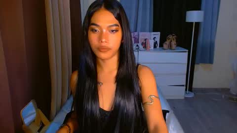 ur fave sanya online show from 03/22/26, 11:46