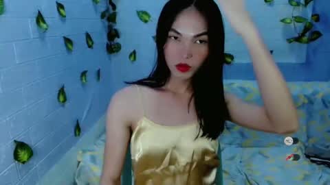 Snapshot of urnaughty_kim chatting on 02/16/25, 11:27 Kim online show from 02/16/25, 11:27