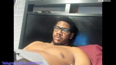 Snapshot of urnewdaddy90 chatting on 05/20/26, 03:34 Big Daddy online show from 05/20/26, 03:34