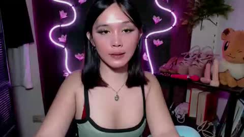 Pia online show from 10/27/25, 05:39