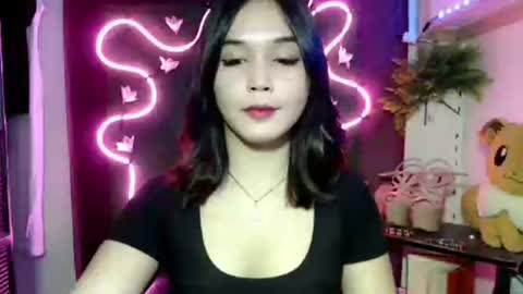 Snapshot of urpinay_pia chatting on 11/04/25, 04:39 Pia online show from 11/04/25, 04:39