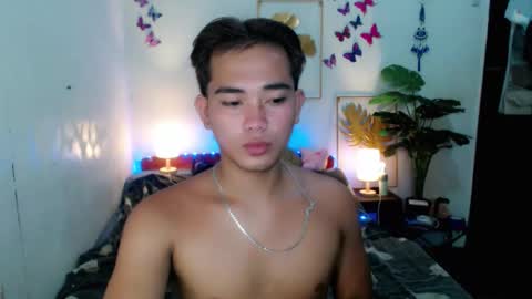 Snapshot of urpinoy_cummer chatting on 05/31/26, 05:15 urpinoy_cummer online show from 05/31/26, 05:15